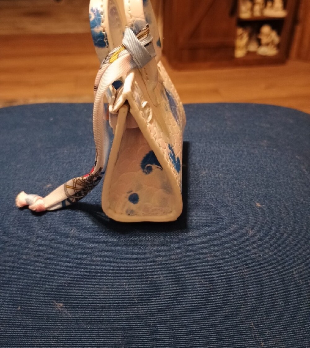 White & Blue Marble Mini Satchel Handbag Bag Charm - Picture 2 of 4